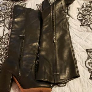 To the knee leather boot